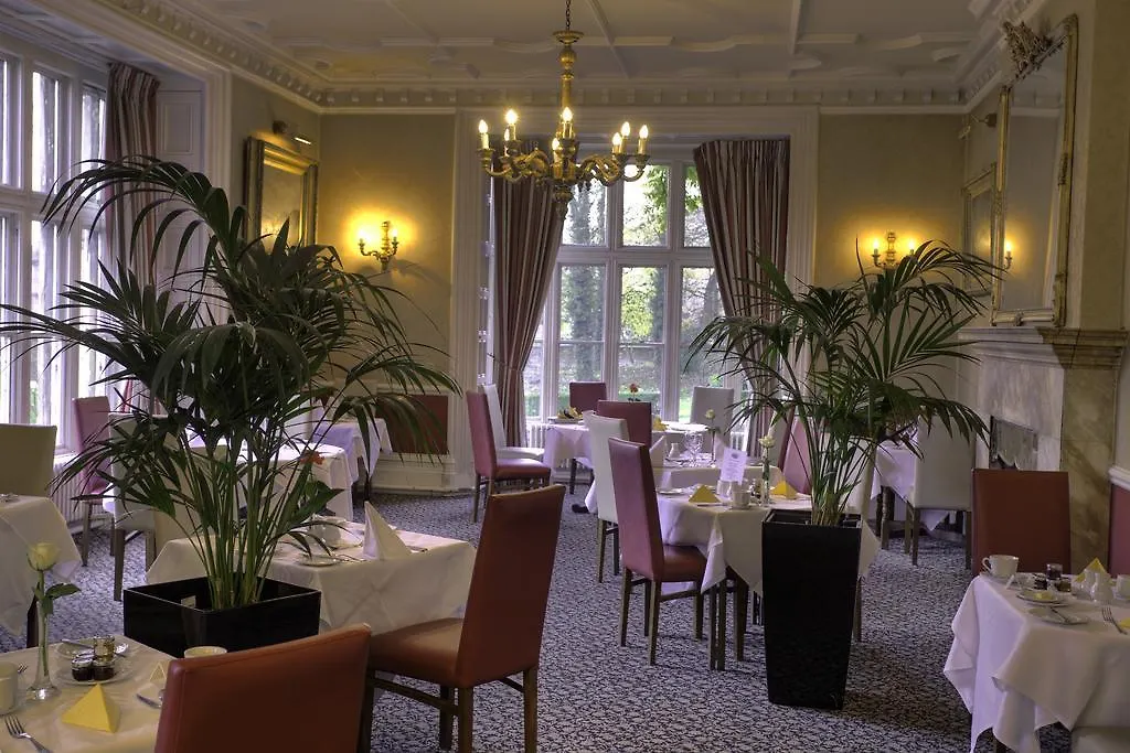 Monk Fryston Hall Hotel 3*, Monk Fryston Storbritannien